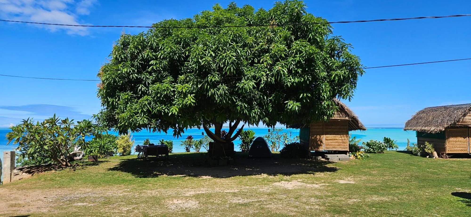 Taria Camping Hotel Te-Fare-Arii Luaran gambar